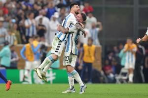 九游电竞直播-麦卡利斯特：与历史最佳球员并肩作战总是享受 我们始终想念梅西