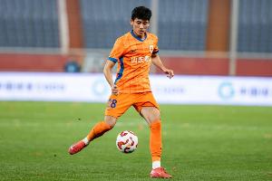 电子竞技-山东泰山球员买乌郎-米吉提租借青岛海牛