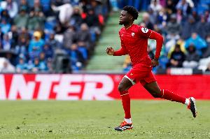 jiuyou网页登录-记者：阿古梅经纪人会面塞维利亚，后者想400万欧购买剩余所有权