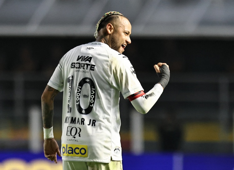 在线游戏-内马尔登场显著提升胜率：桑托斯赛事出战54%对比缺阵27%